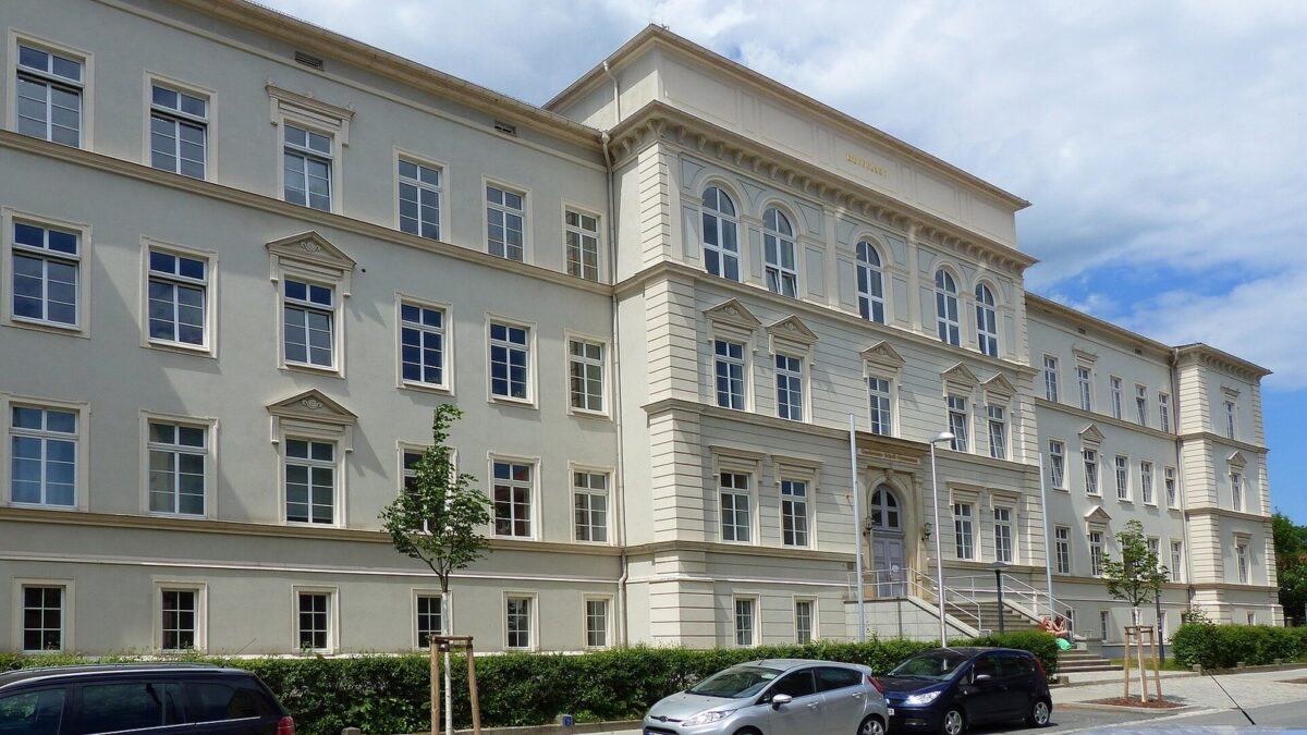 Görlitz, Löbau, Radeberg: Vorbild bei der Begabtenförderung