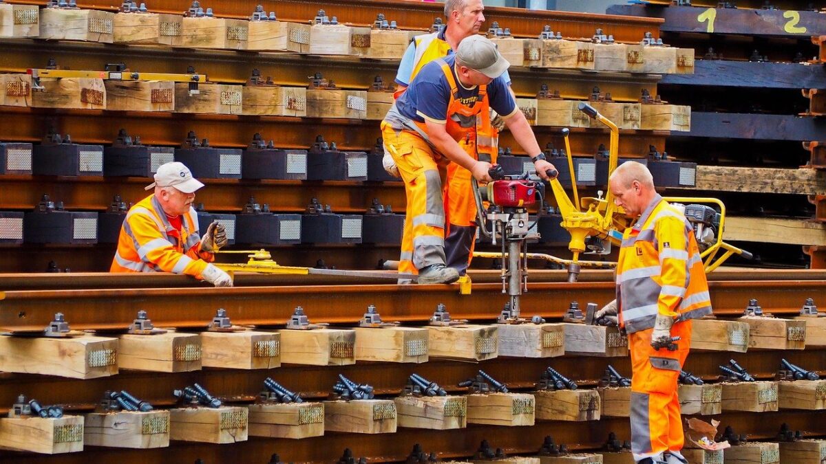 24 Lehrlinge starten im Qualifizierungszentrum Knappenrode