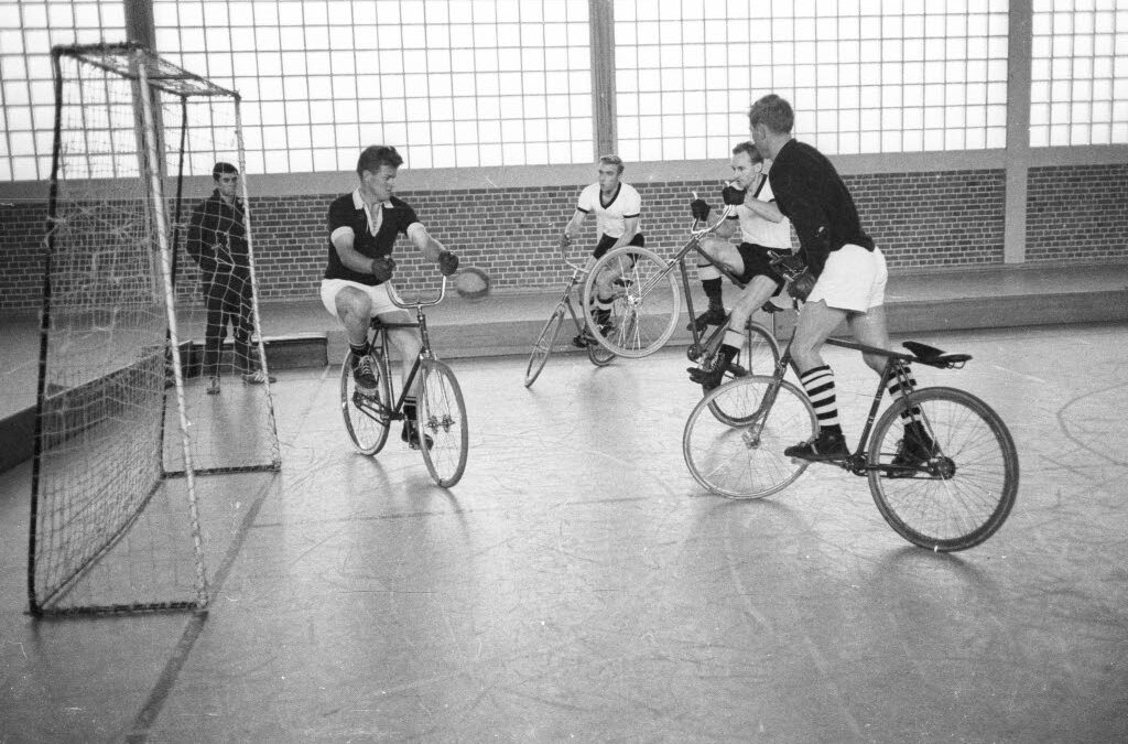 Radball-EM in Kamenz: ein Wiednitzer spielt für Deutschland