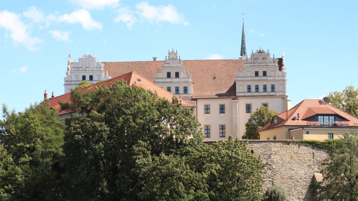 Zweifel an der Verfassungstreue kosten Referendarin den Platz