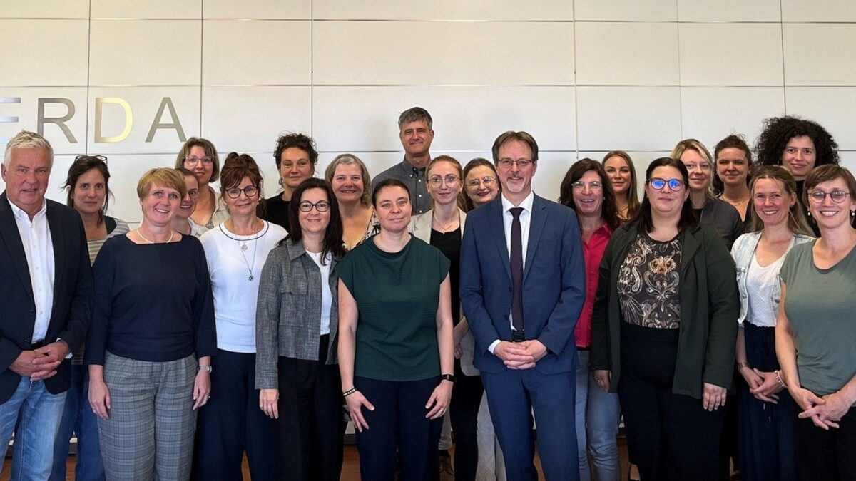 Junge Frauen verlassen die Lausitz, das Bündnis hält dagegen