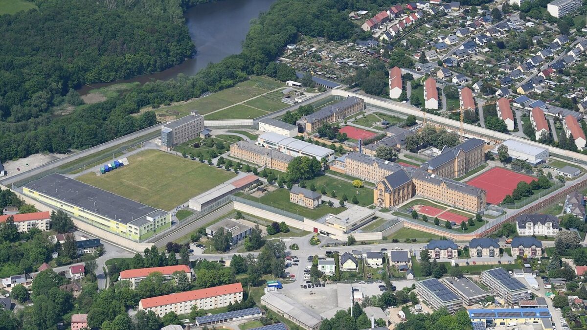 Neue Küche der JVA Bautzen kocht bis zu 760 Essen am Tag