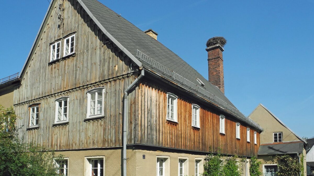 Rohbau der neuen Sporthalle in Großröhrsdorf steht